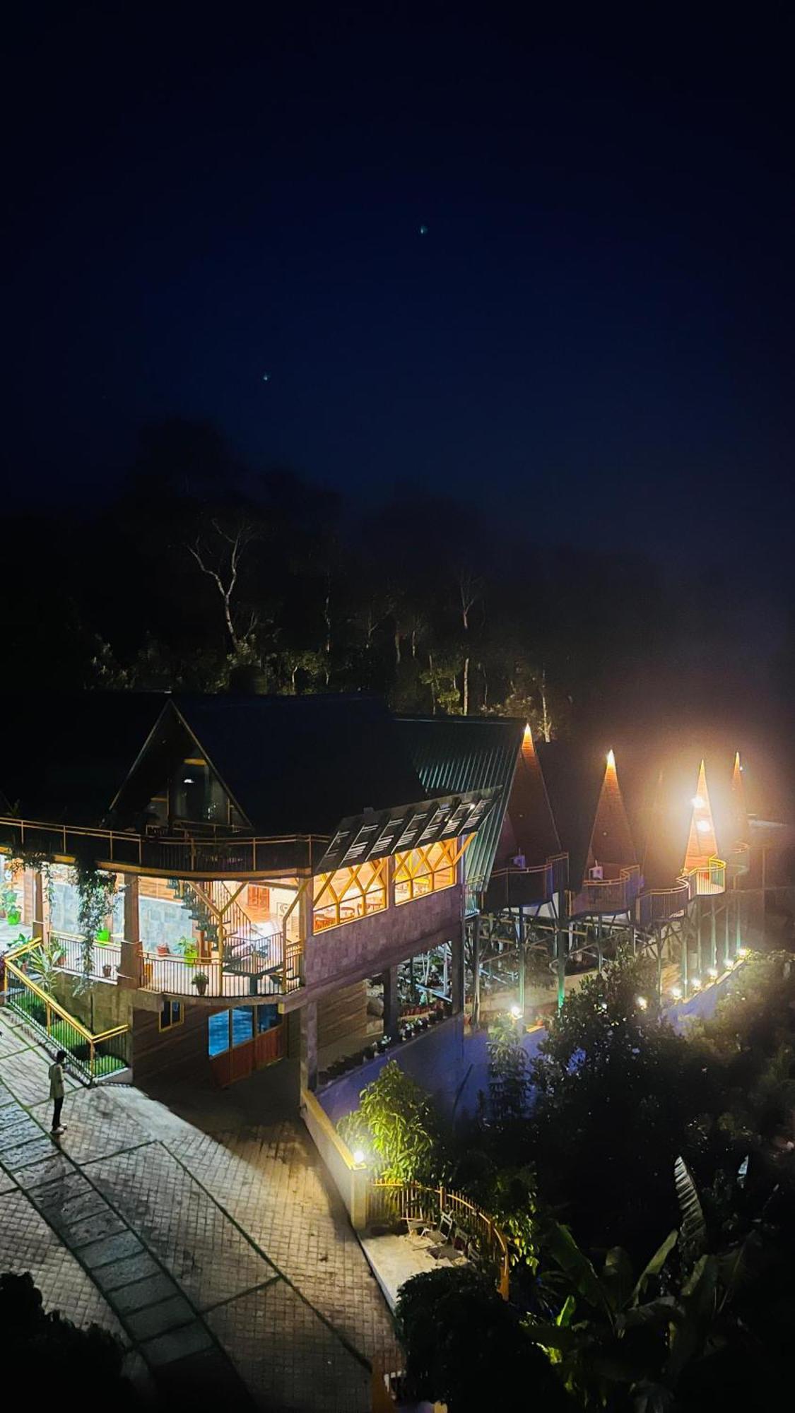 Suvarna Eco Village Madikeri Exteriör bild