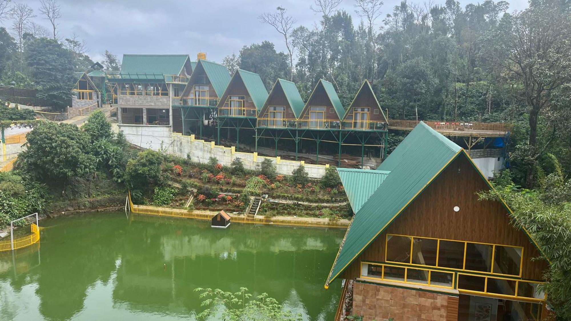 Suvarna Eco Village Madikeri Exteriör bild